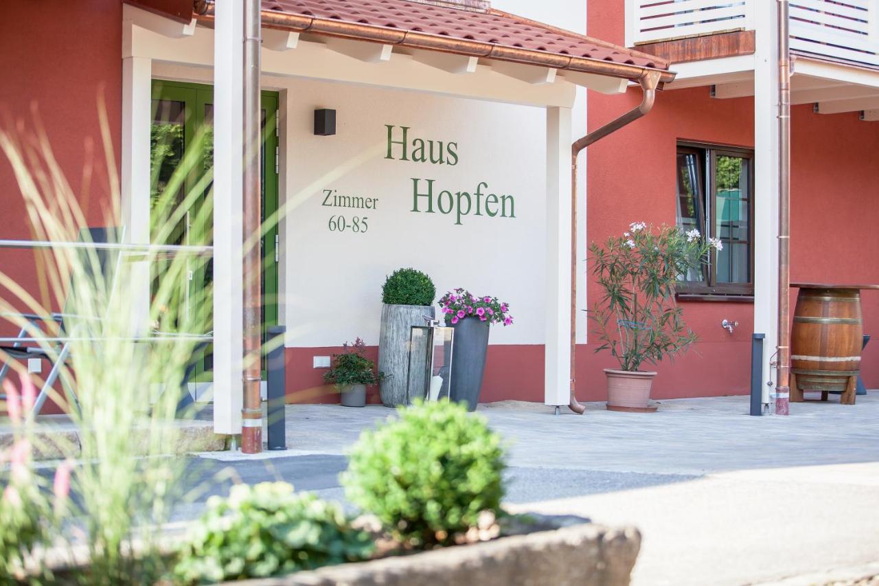 Hotel Brauerei Gasthof Hoehn Меммельсдорф Экстерьер фото