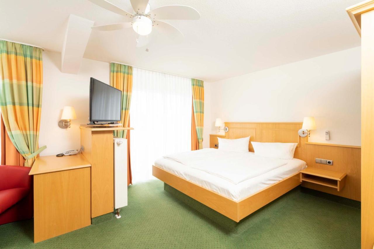 Hotel Brauerei Gasthof Hoehn Меммельсдорф Экстерьер фото