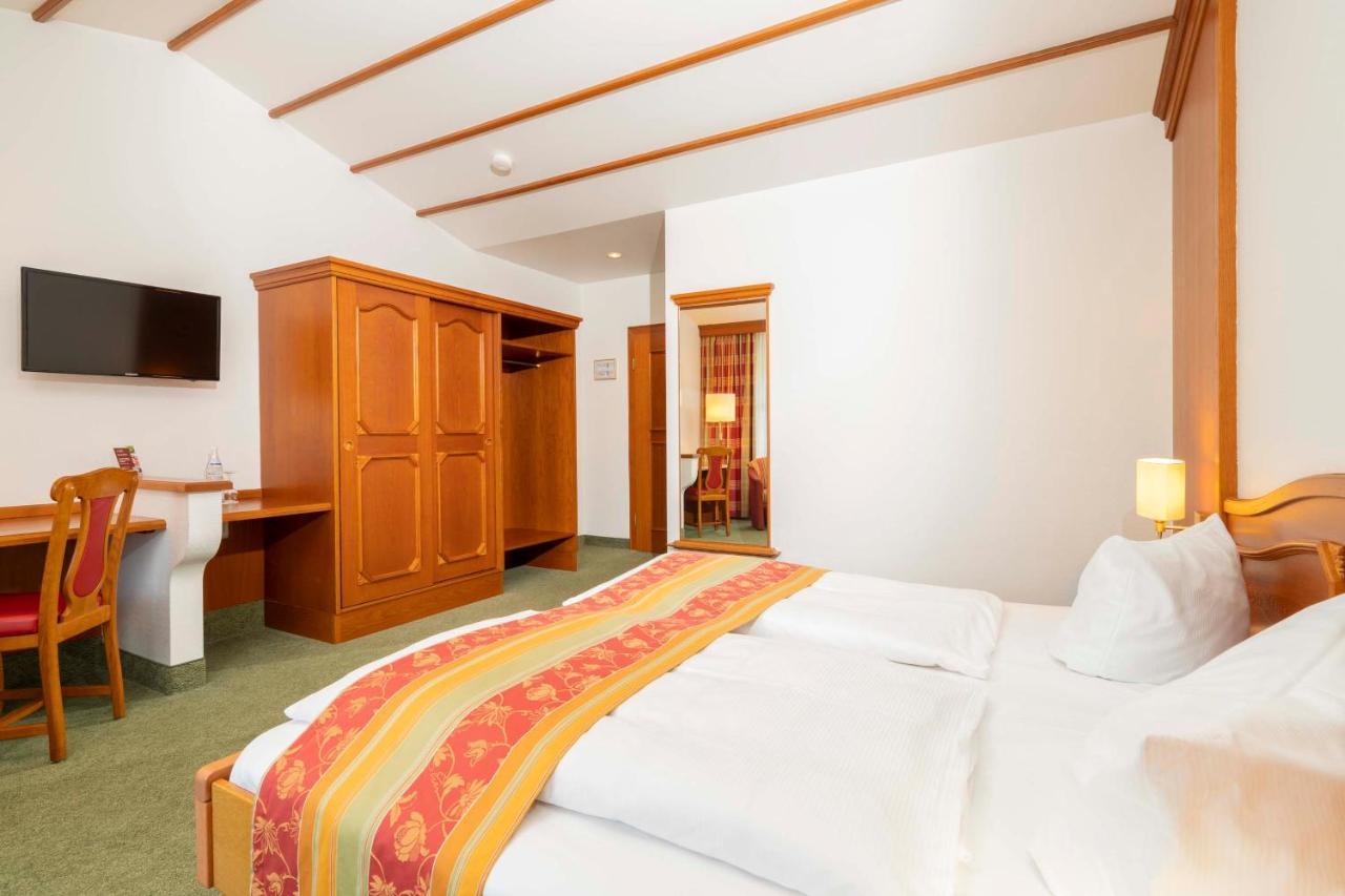 Hotel Brauerei Gasthof Hoehn Меммельсдорф Экстерьер фото