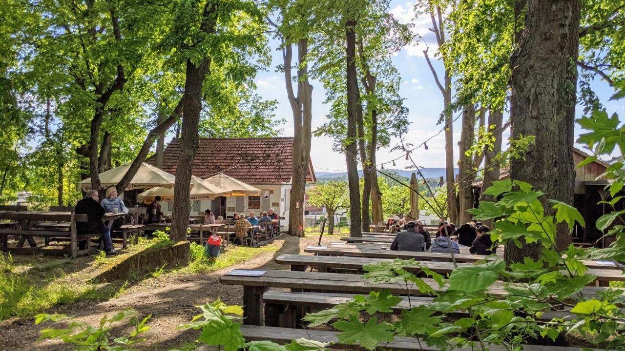 Hotel Brauerei Gasthof Hoehn Меммельсдорф Экстерьер фото